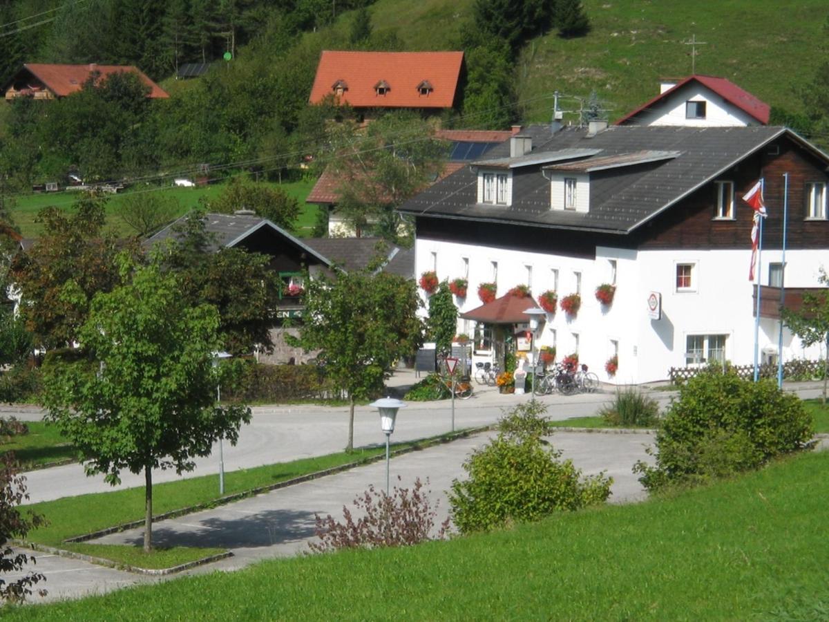 Gaestehaus Duernberger - Klein, Aber Fein - Gemuetliche Zimmer In Ruhiger, Idyllischer Lage Molln المظهر الخارجي الصورة